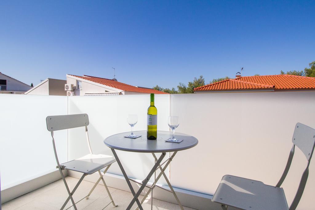 Villa Astoria Biograd Na Moru Esterno foto