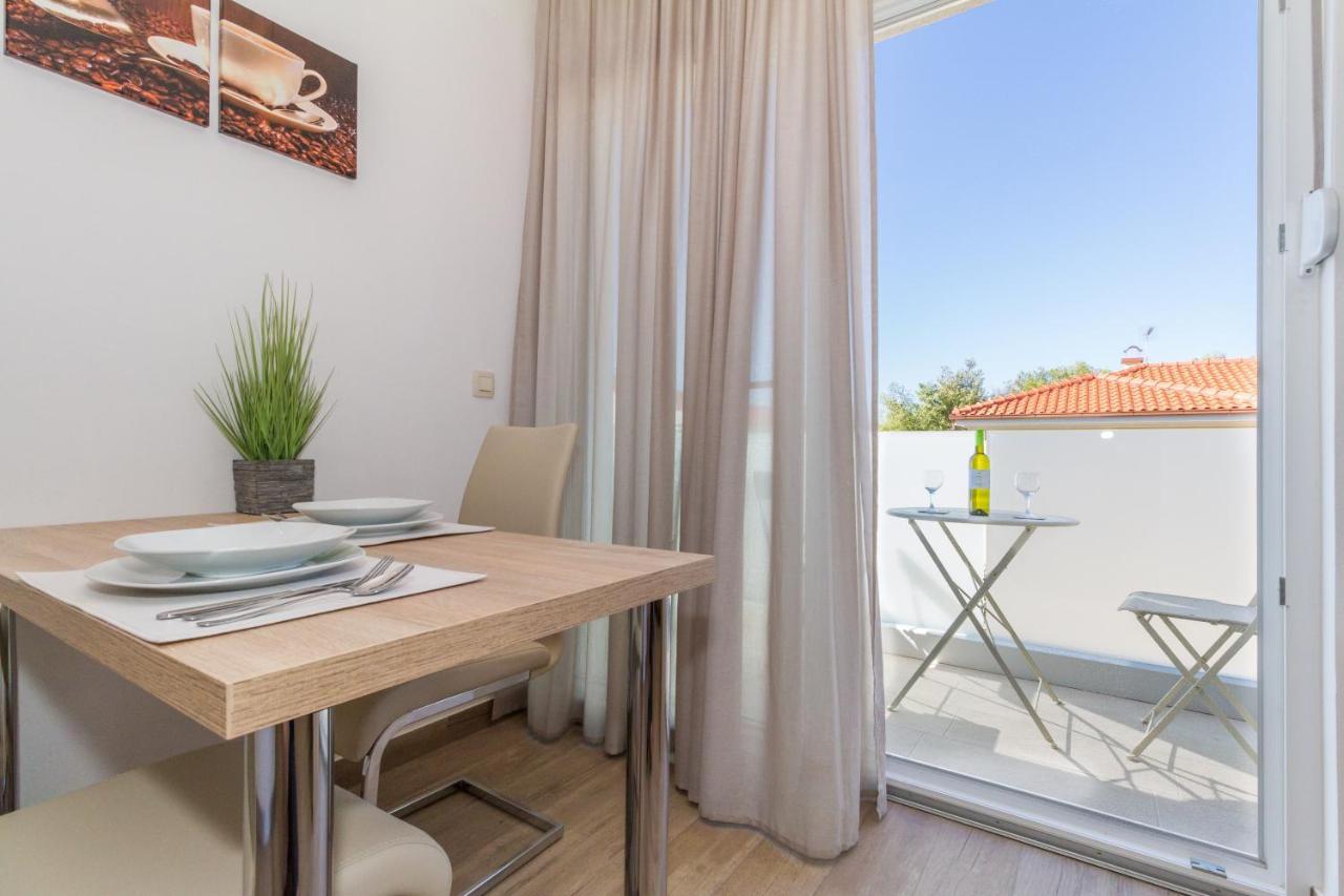 Villa Astoria Biograd Na Moru Esterno foto