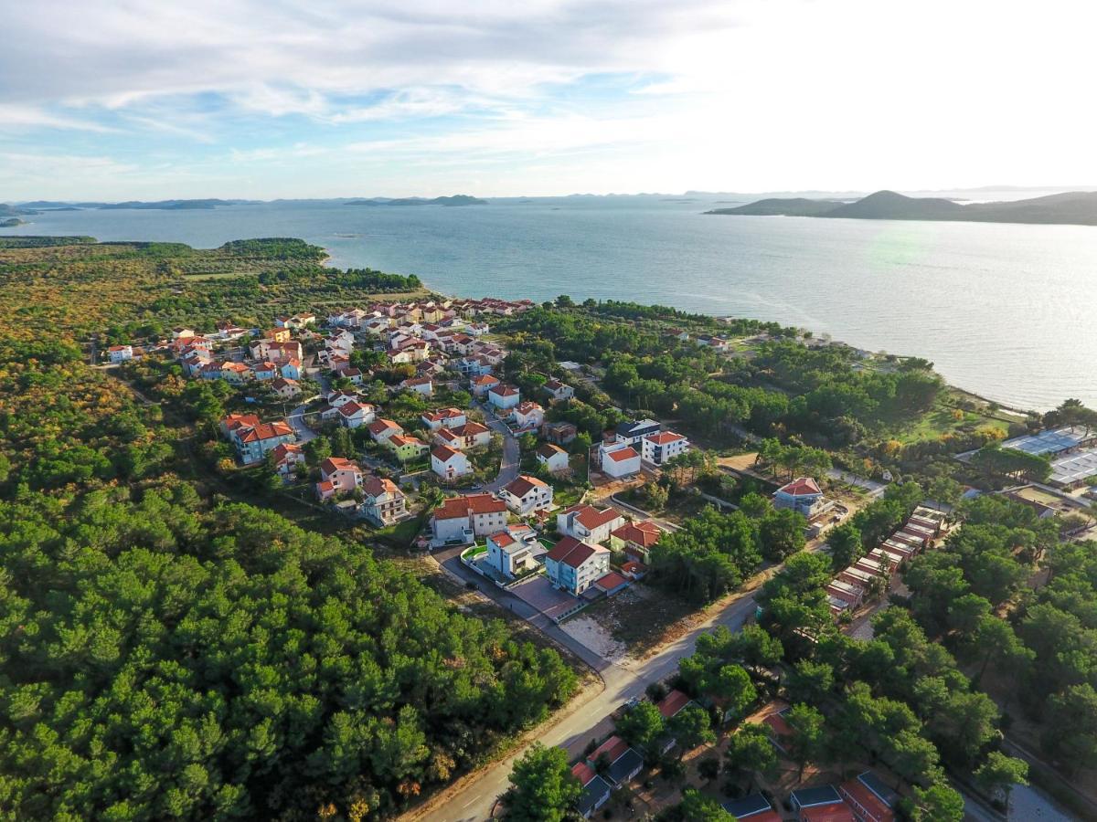 Villa Astoria Biograd Na Moru Esterno foto