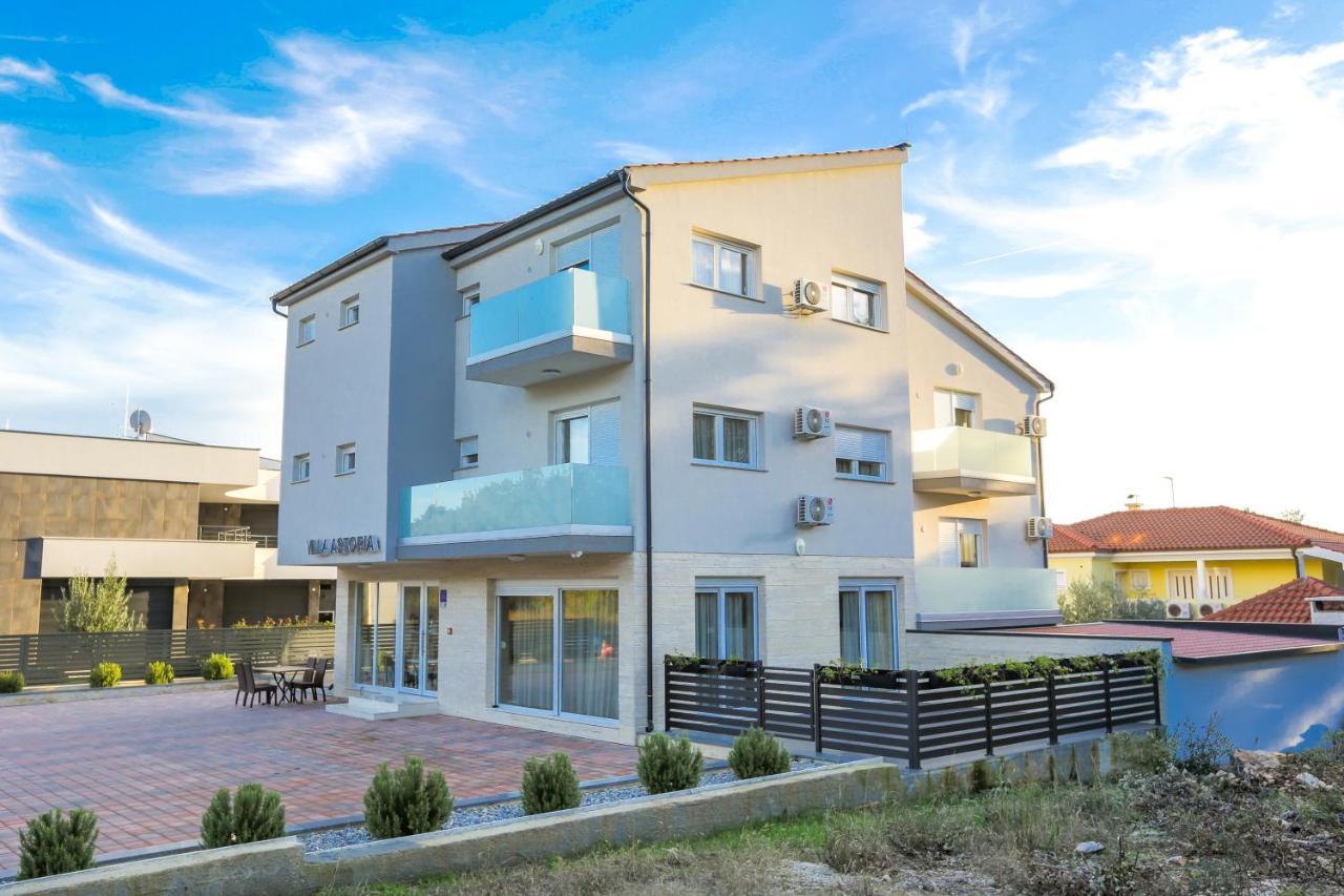 Villa Astoria Biograd Na Moru Esterno foto